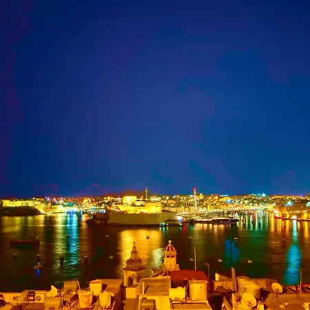 Tide 21 Savynomad Harbour Residences Valletta Exterior foto