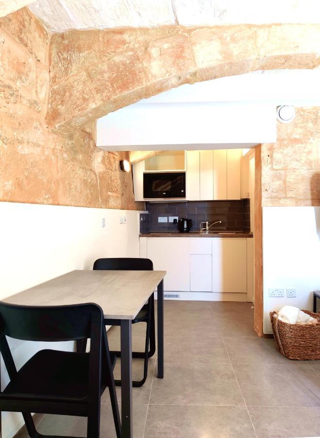 Tide 21 Savynomad Harbour Residences La Valette